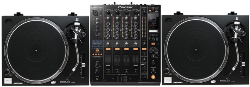 Technics SL-1200 Turntable Pair + DJM-750 Mixer (Coffin)